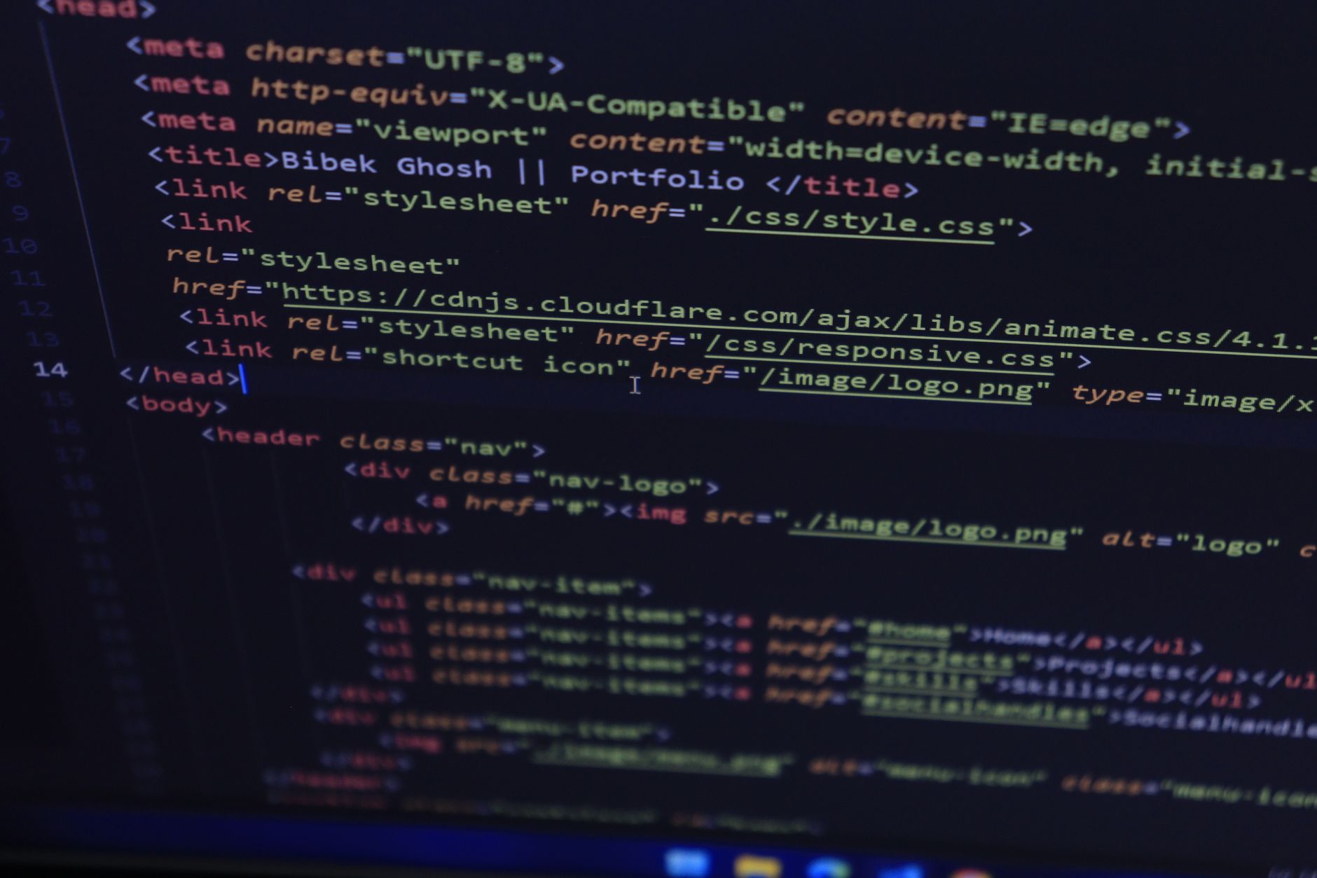 Social Media Code: The Right Steps for Government Staff